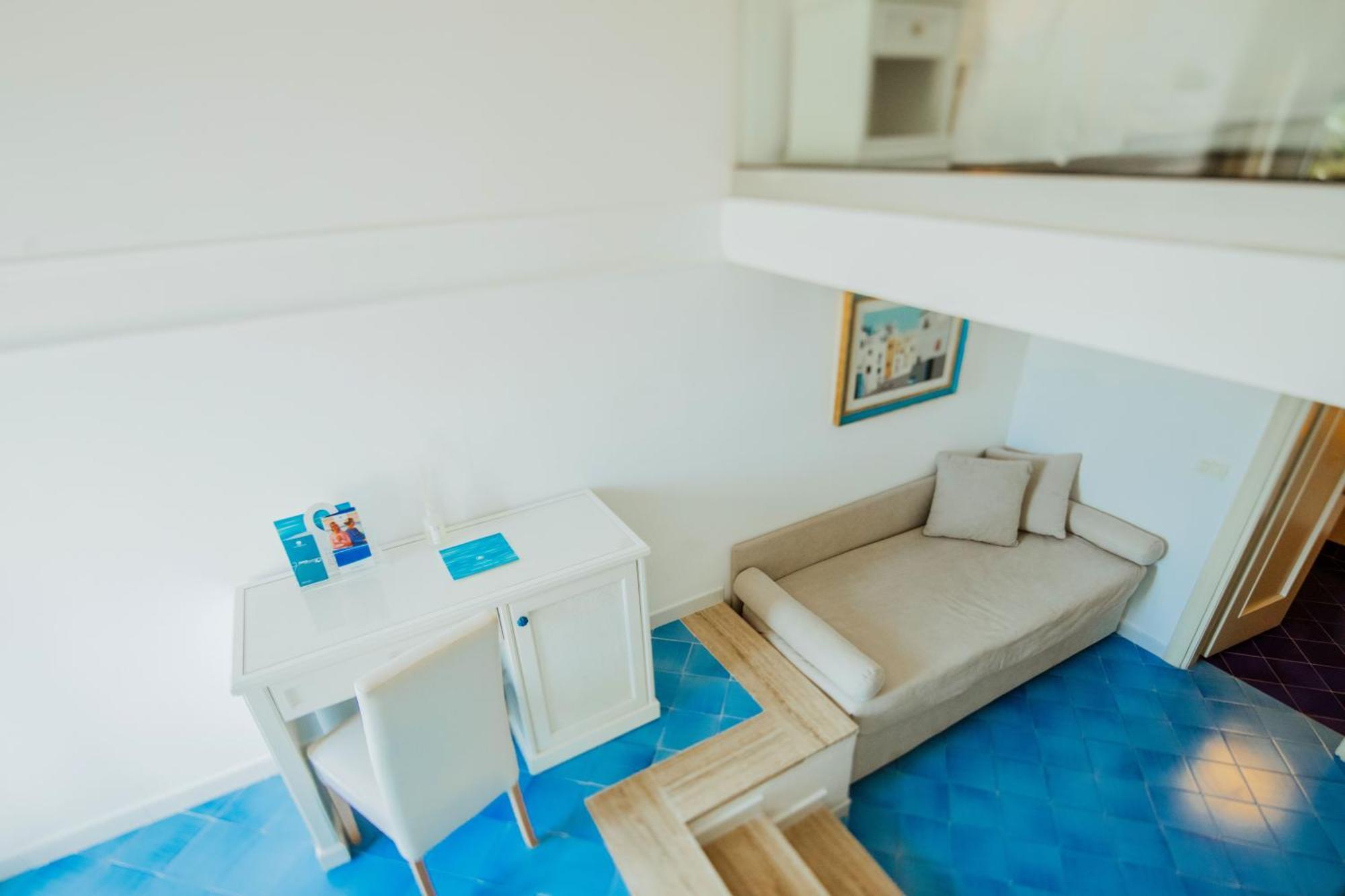 איסקיה Hotel Continental Mare מראה חיצוני תמונה